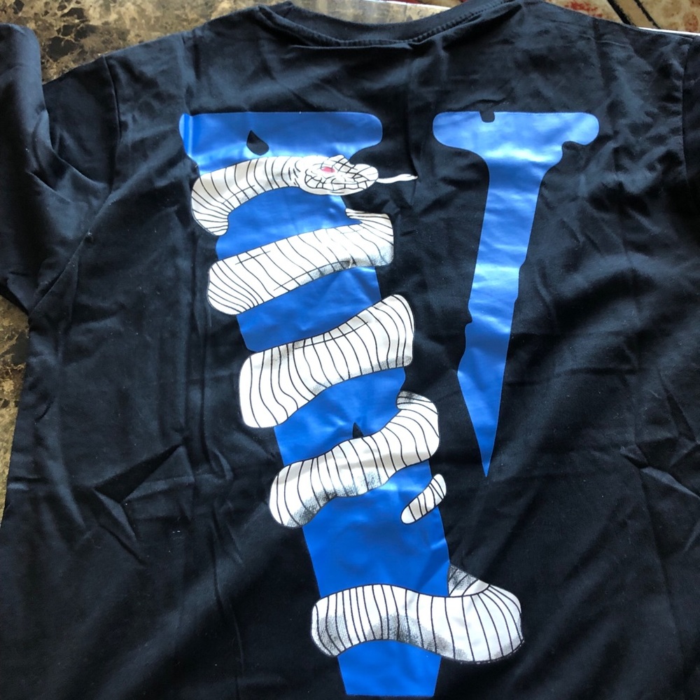 Vlone tshirt